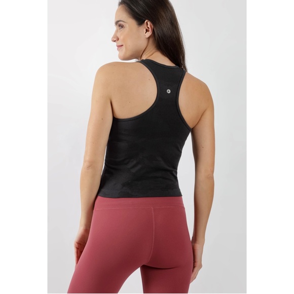 90 degree by Reflex Racerback Camo Olive/ Black sz S - Picture 2 of 8